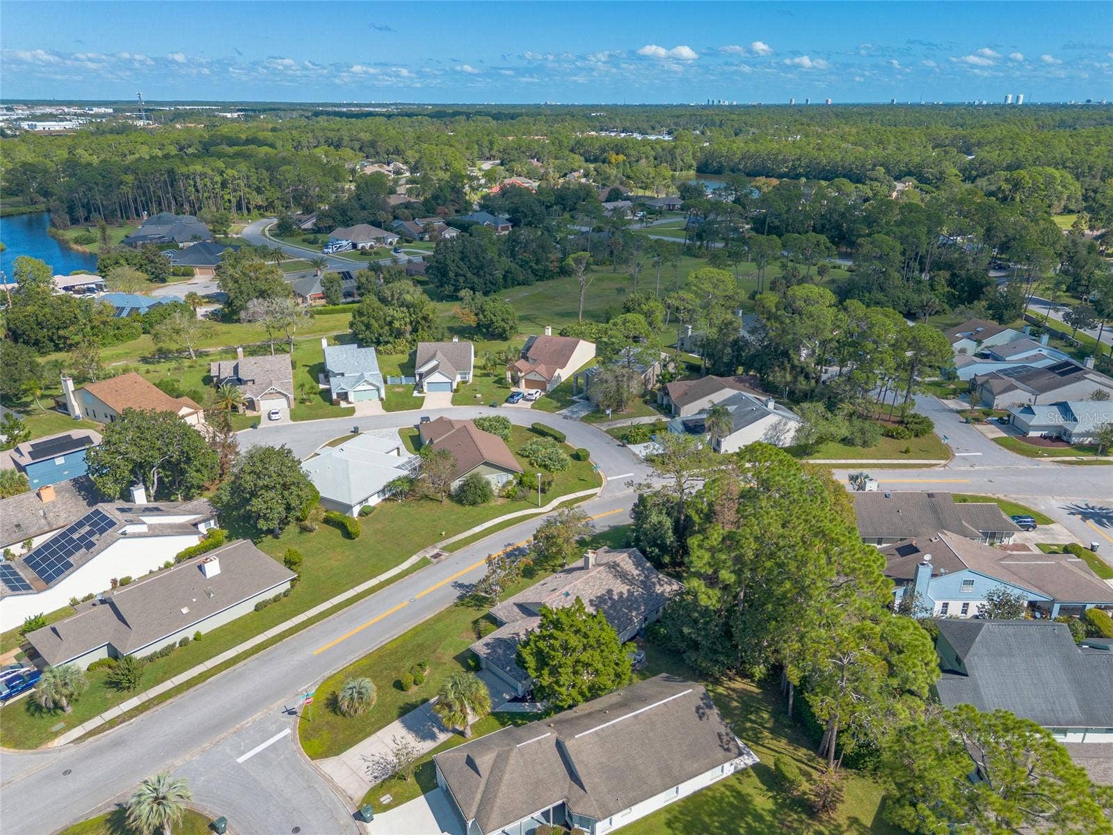 100 FIDDLESTICKS CIRCLE, Daytona Beach, FL 32114