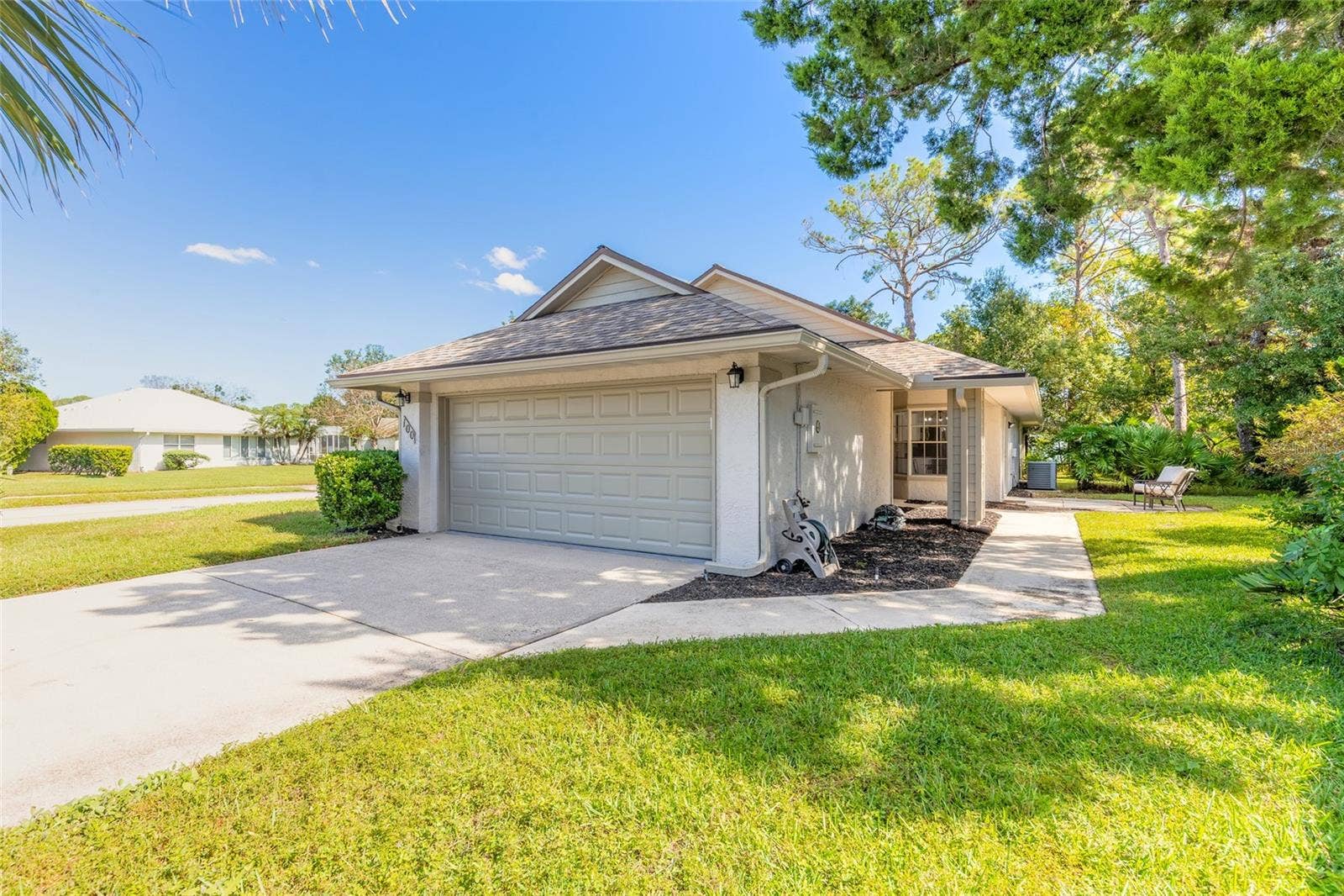 100 FIDDLESTICKS CIRCLE, Daytona Beach, FL 32114