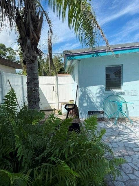 134 W CONNECTICUT, Edgewater, FL 32132 134 W CONNECTICUT, Edgewater, FL 32132