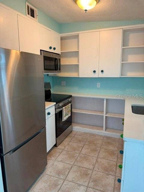 134 W CONNECTICUT, Edgewater, FL 32132 134 W CONNECTICUT, Edgewater, FL 32132