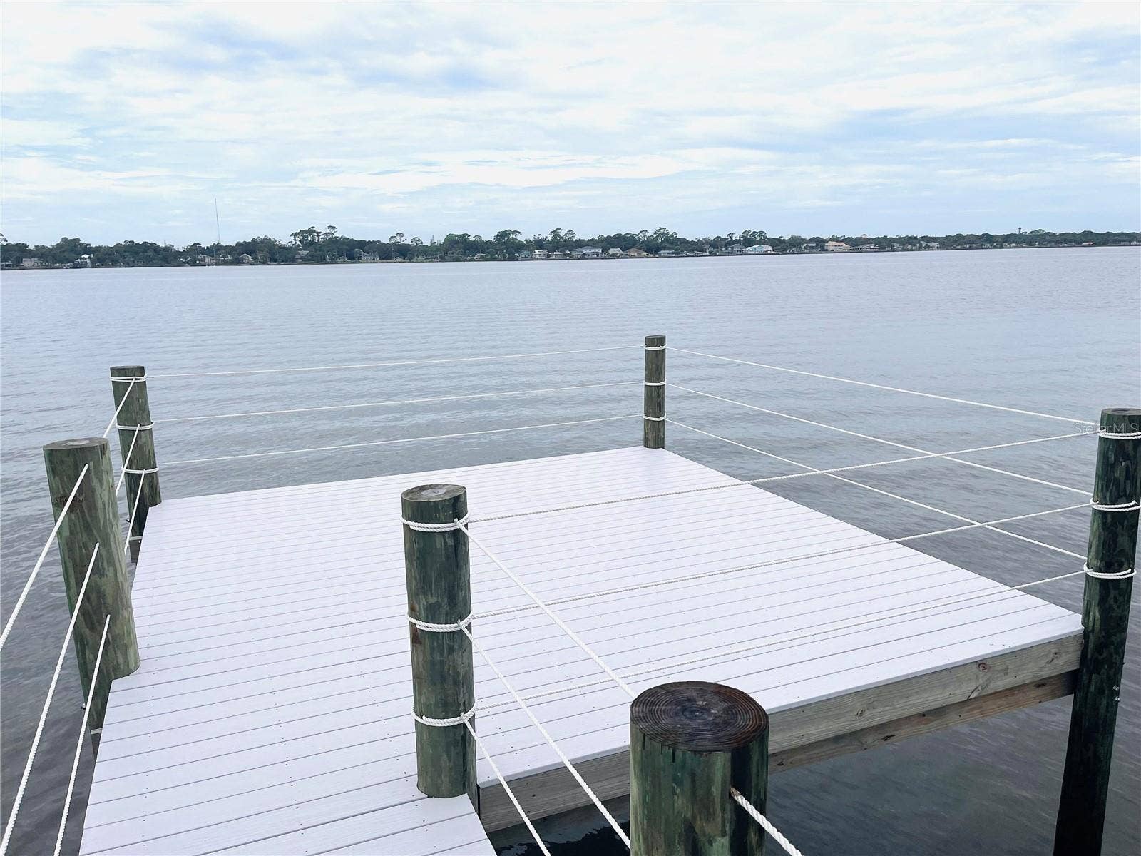 2115 N HALIFAX AVENUE, Daytona Beach, FL 32118 DOCK AREA PLATFORM