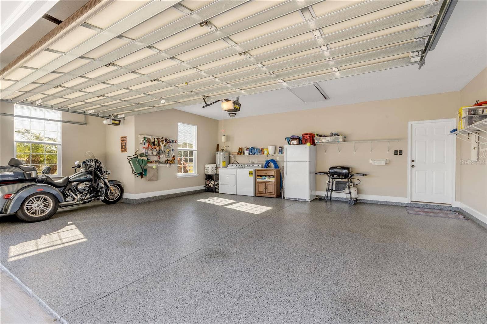 630 HAMMETT LANE, New Smyrna Beach, FL 32168 Garage