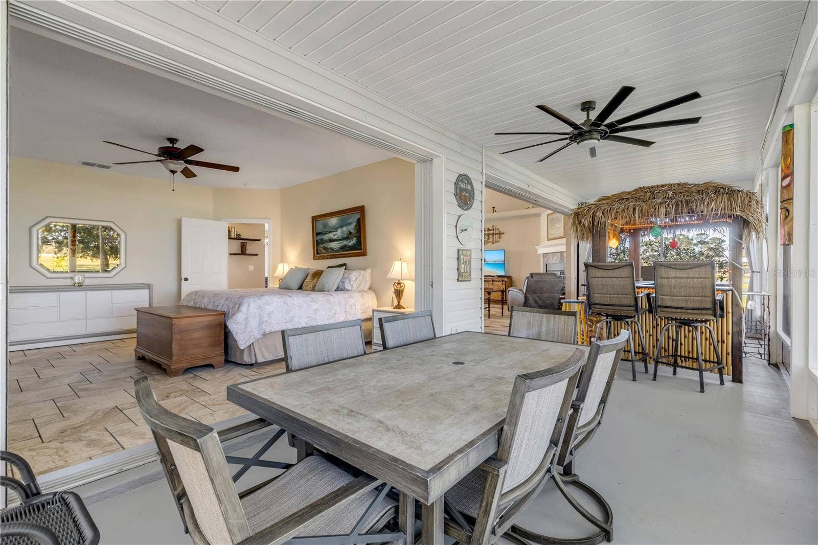 630 HAMMETT LANE, New Smyrna Beach, FL 32168 Lanai