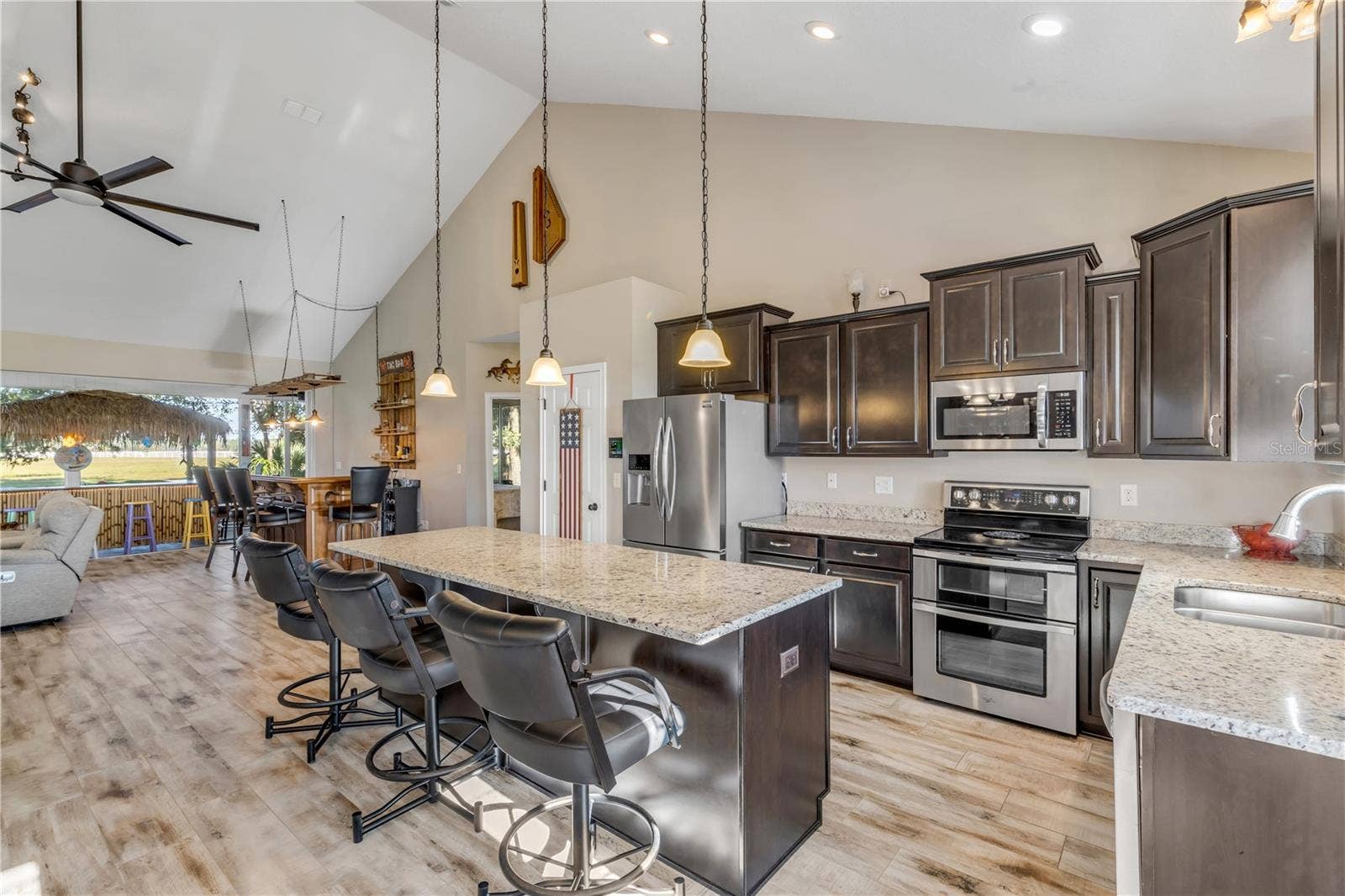 630 HAMMETT LANE, New Smyrna Beach, FL 32168 Kitchen
