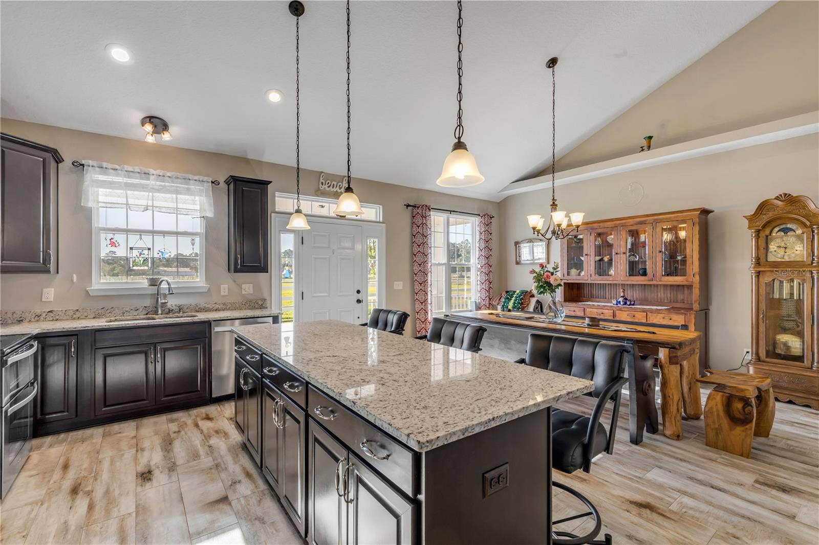 630 HAMMETT LANE, New Smyrna Beach, FL 32168 Kitchen and dining