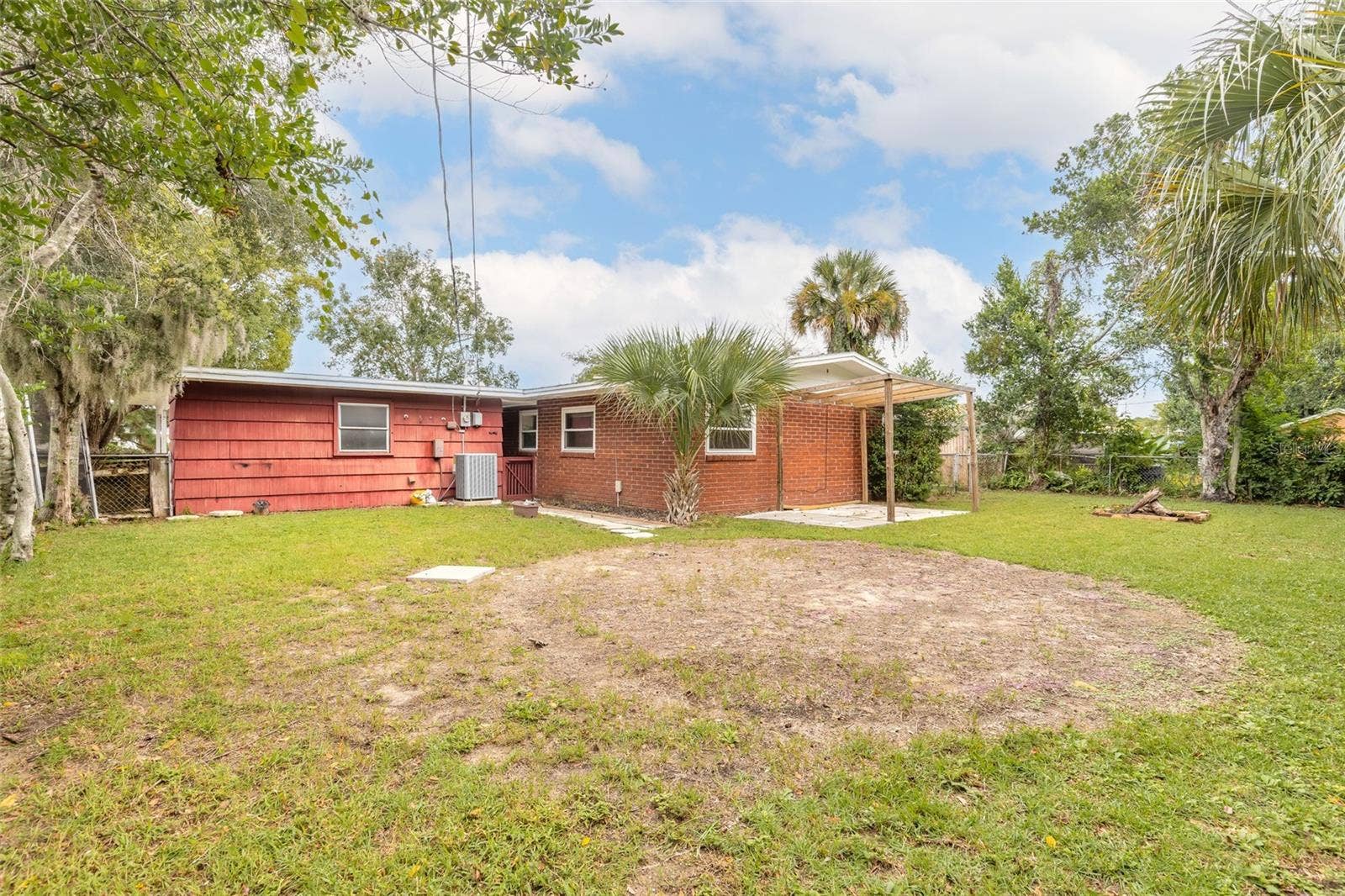 14 LEE DRIVE, Edgewater, FL 32141