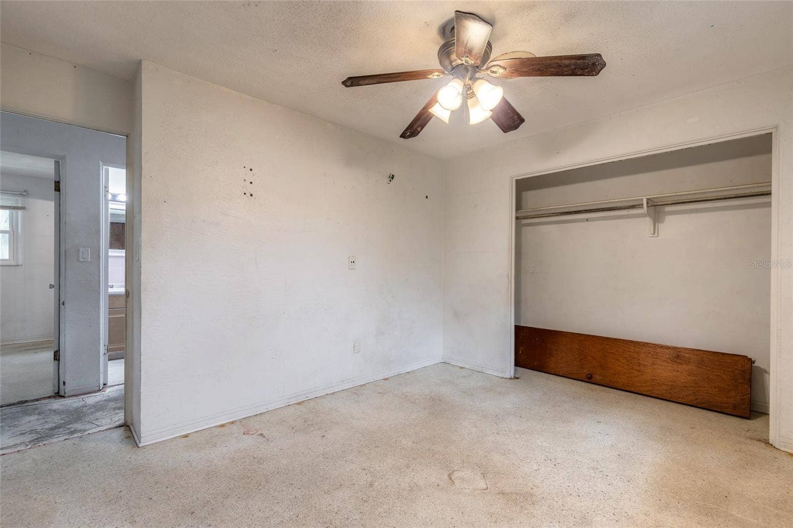 14 LEE DRIVE, Edgewater, FL 32141