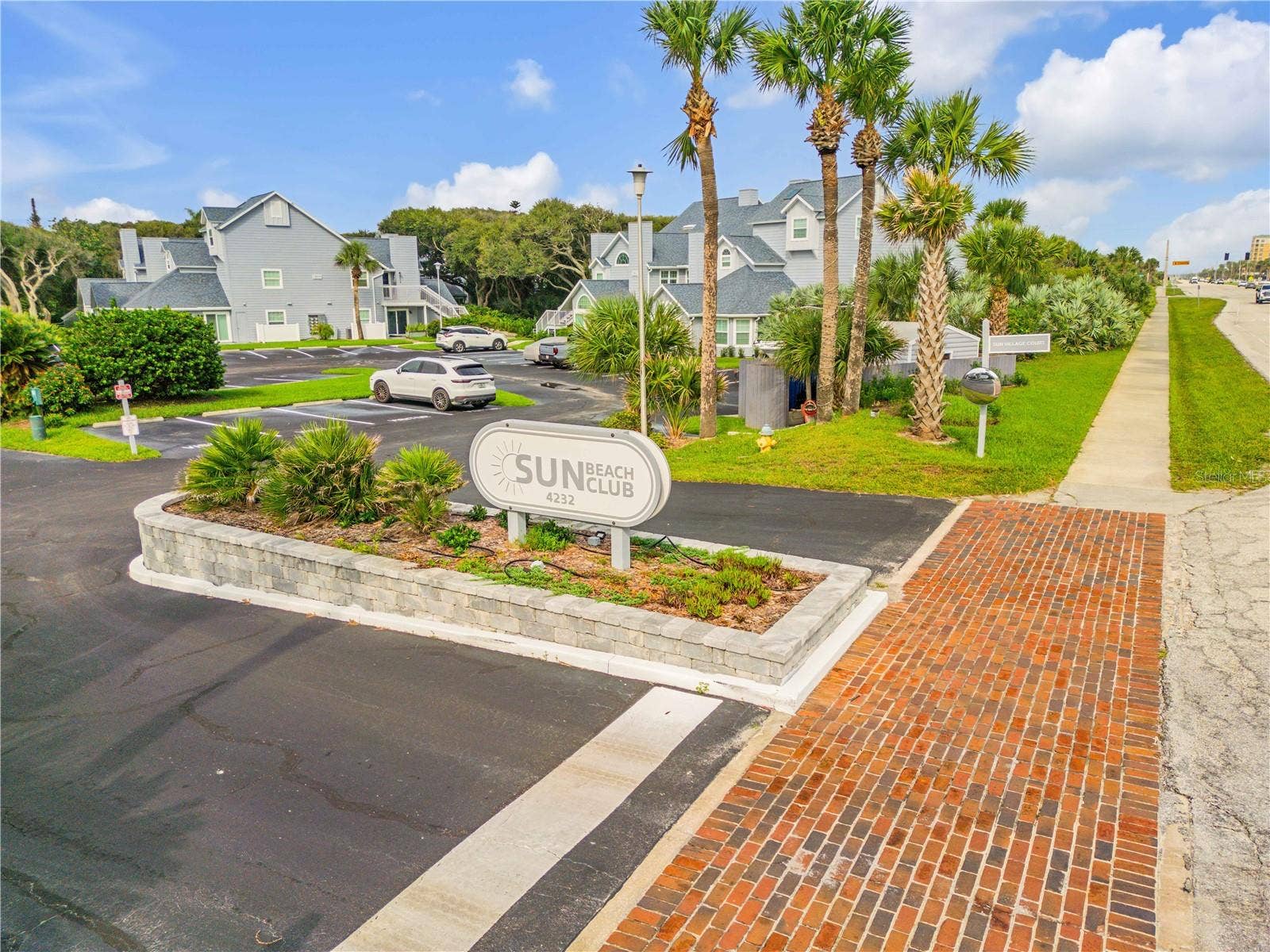 867 WINDOVER COURT, #550, New Smyrna Beach, FL 32169 867 WINDOVER COURT, #550, New Smyrna Beach, FL 32169