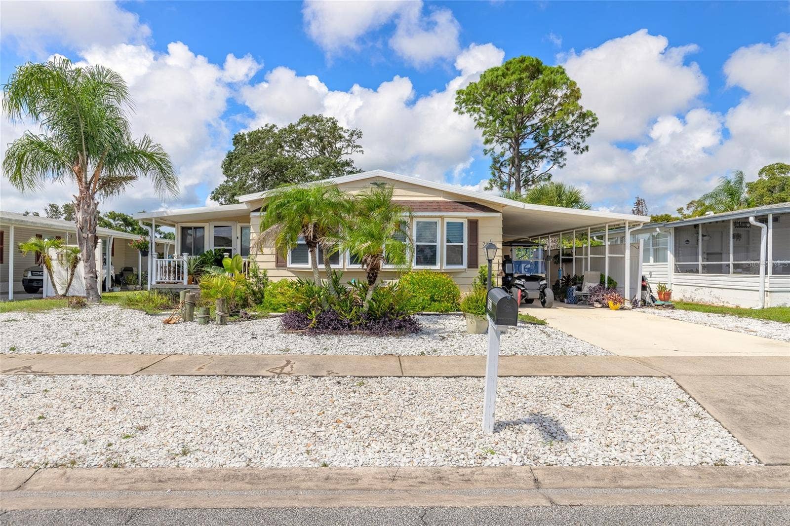 733 INDIAN HILL DRIVE, Port Orange, FL 32129 733 INDIAN HILL DRIVE, Port Orange, FL 32129