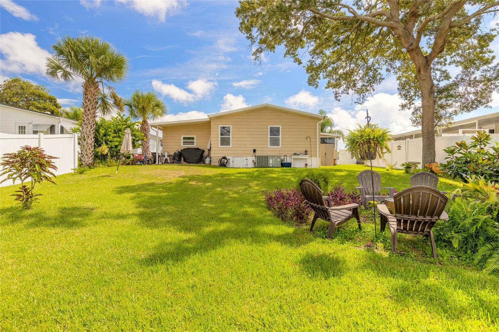 733 INDIAN HILL DRIVE, Port Orange, FL 32129 733 INDIAN HILL DRIVE, Port Orange, FL 32129