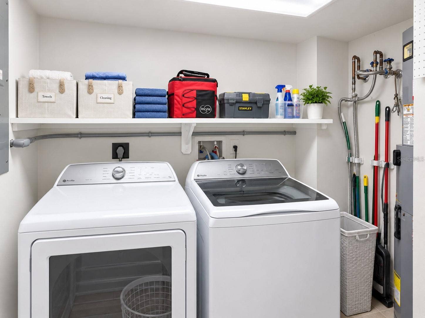 2545 S ATLANTIC AVENUE, #403, Daytona Beach Shores, FL 32118 Laundry Room