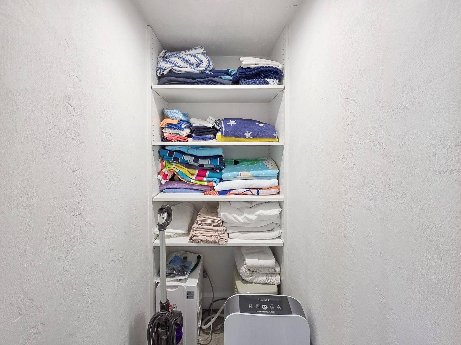 2545 S ATLANTIC AVENUE, #403, Daytona Beach Shores, FL 32118 Owner's Closet