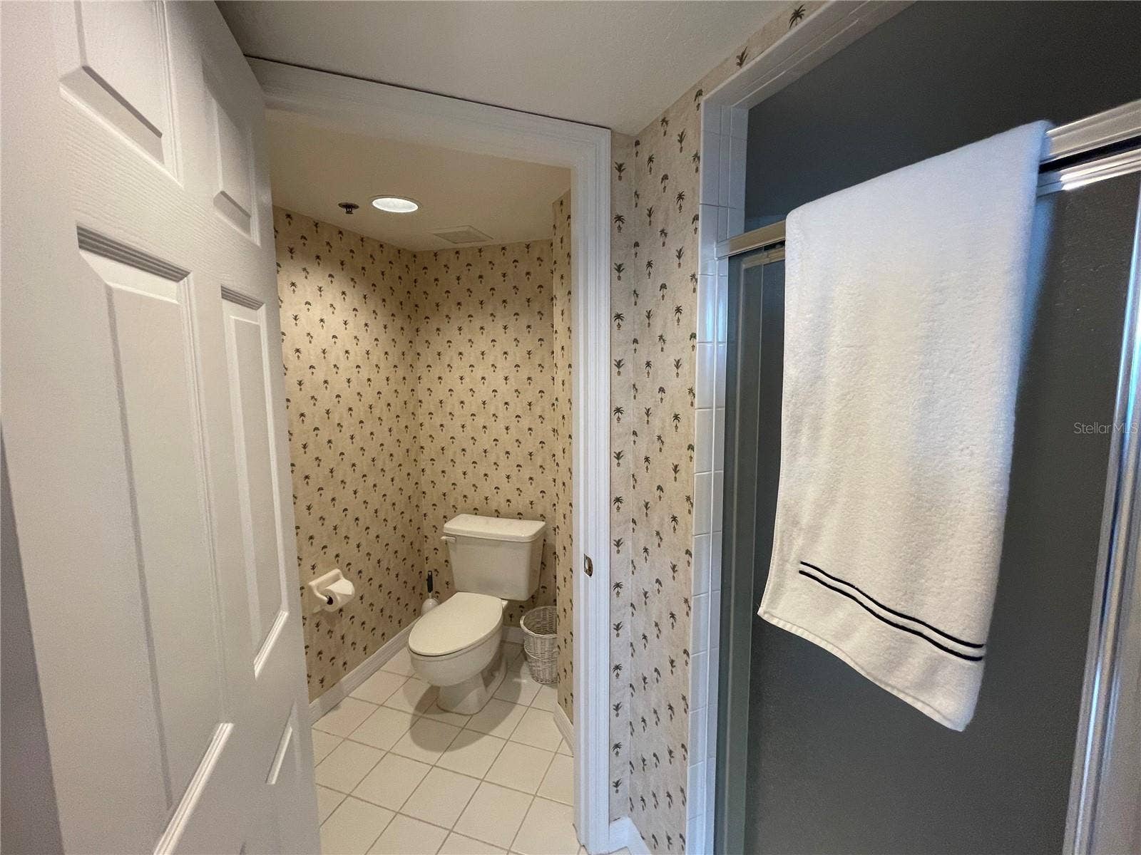 2700 N PENINSULA AVENUE, #322, New Smyrna Beach, FL 32169 2700 N PENINSULA AVENUE, #322, New Smyrna Beach, FL 32169