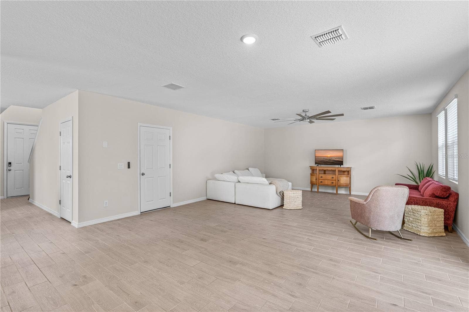 335 SARAH NICOLE WAY, New Smyrna Beach, FL 32168 Great Room