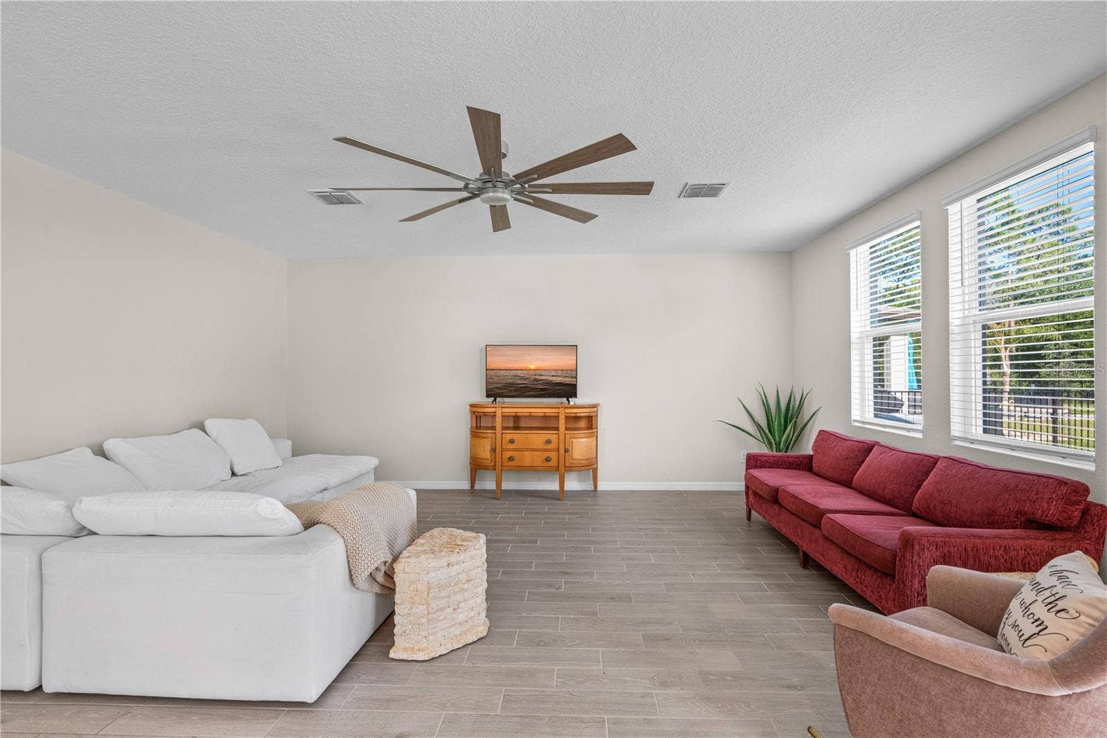 335 SARAH NICOLE WAY, New Smyrna Beach, FL 32168 Great Room