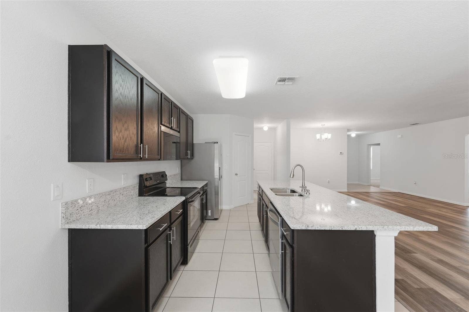 526 SAFE HARBOR DRIVE, Edgewater, FL 32141