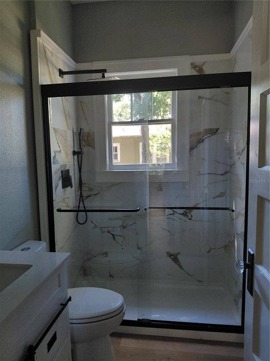 532 E RICH AVENUE, Deland, FL 32724 Bathroom