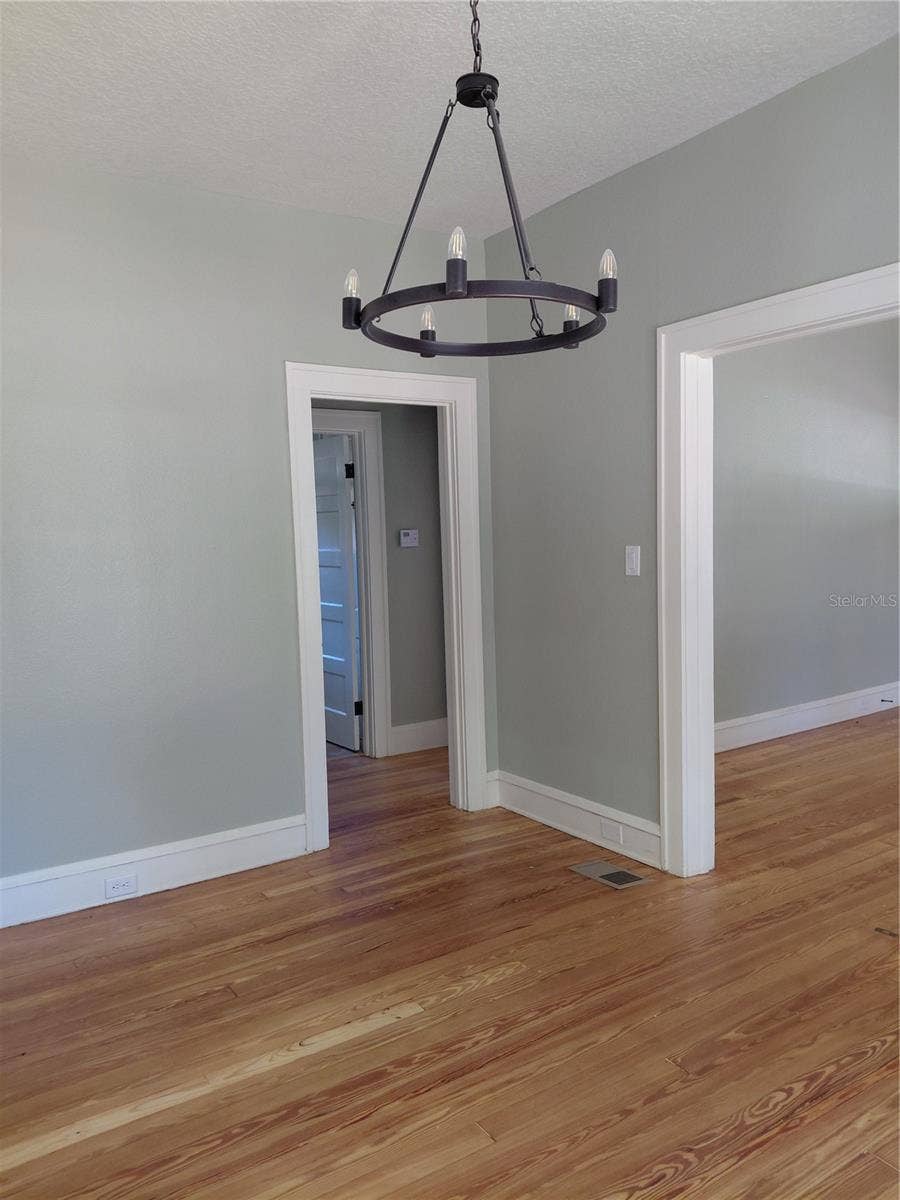 532 E RICH AVENUE, Deland, FL 32724 Dining room facing hall