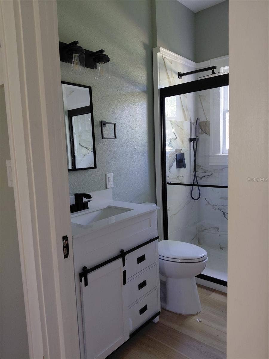 532 E RICH AVENUE, Deland, FL 32724 Bathroom 3