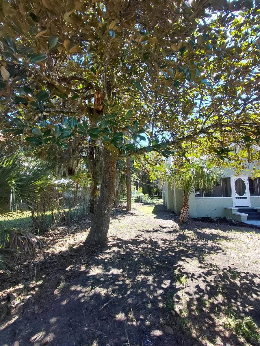 532 E RICH AVENUE, Deland, FL 32724 Left side view
