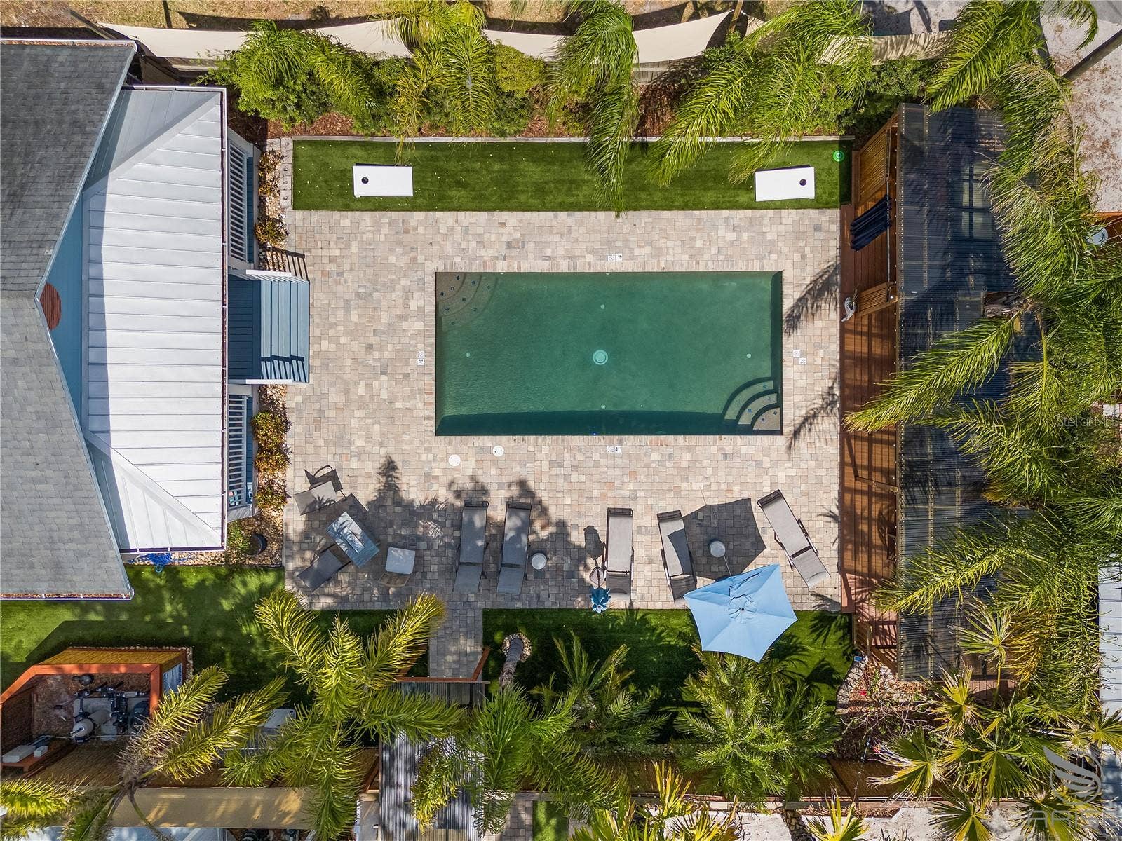 305 LIVE OAK, New Smyrna Beach, FL 32168 305 LIVE OAK, New Smyrna Beach, FL 32168