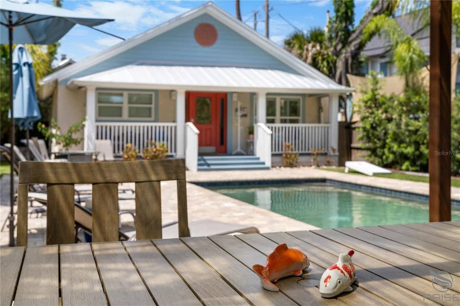 Property photo for 305 LIVE OAK, New Smyrna Beach, FL