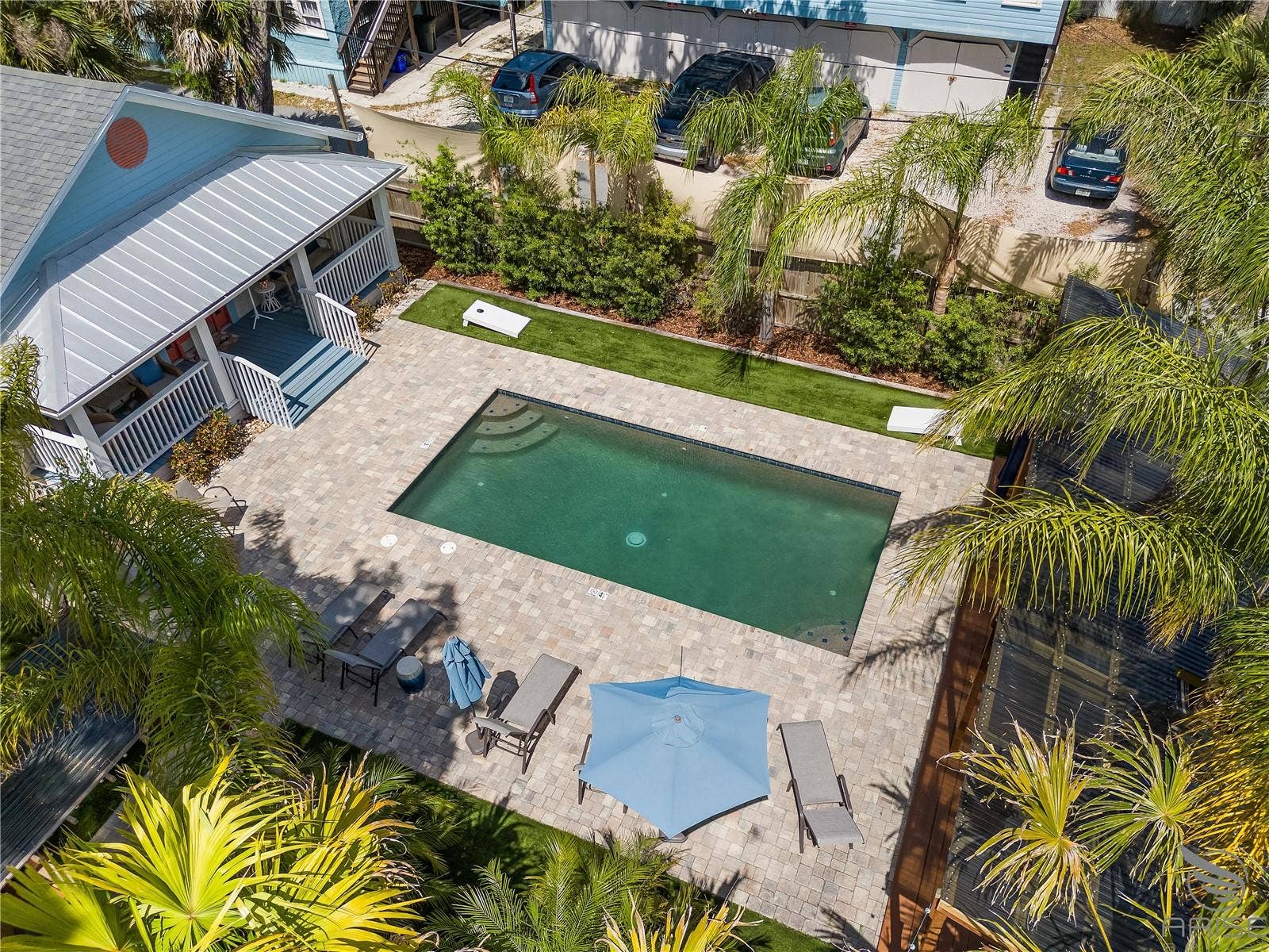 305 LIVE OAK, New Smyrna Beach, FL 32168 305 LIVE OAK, New Smyrna Beach, FL 32168