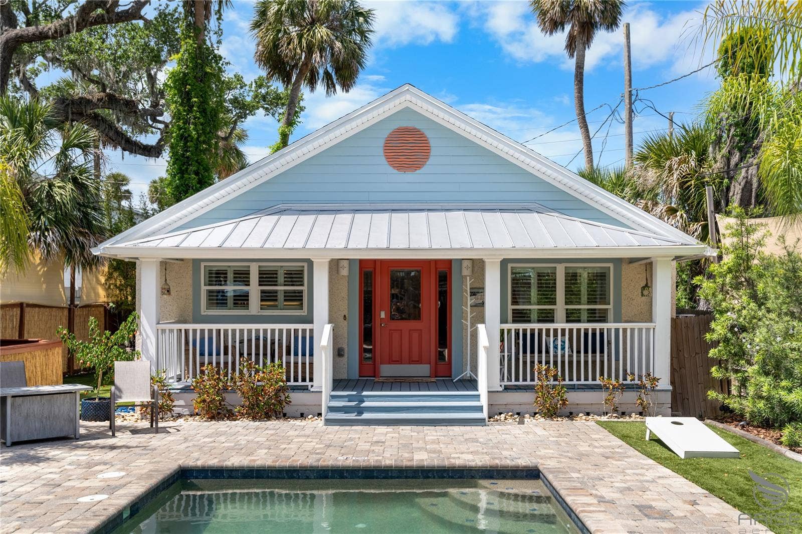 305 LIVE OAK, New Smyrna Beach, FL 32168 305 LIVE OAK, New Smyrna Beach, FL 32168