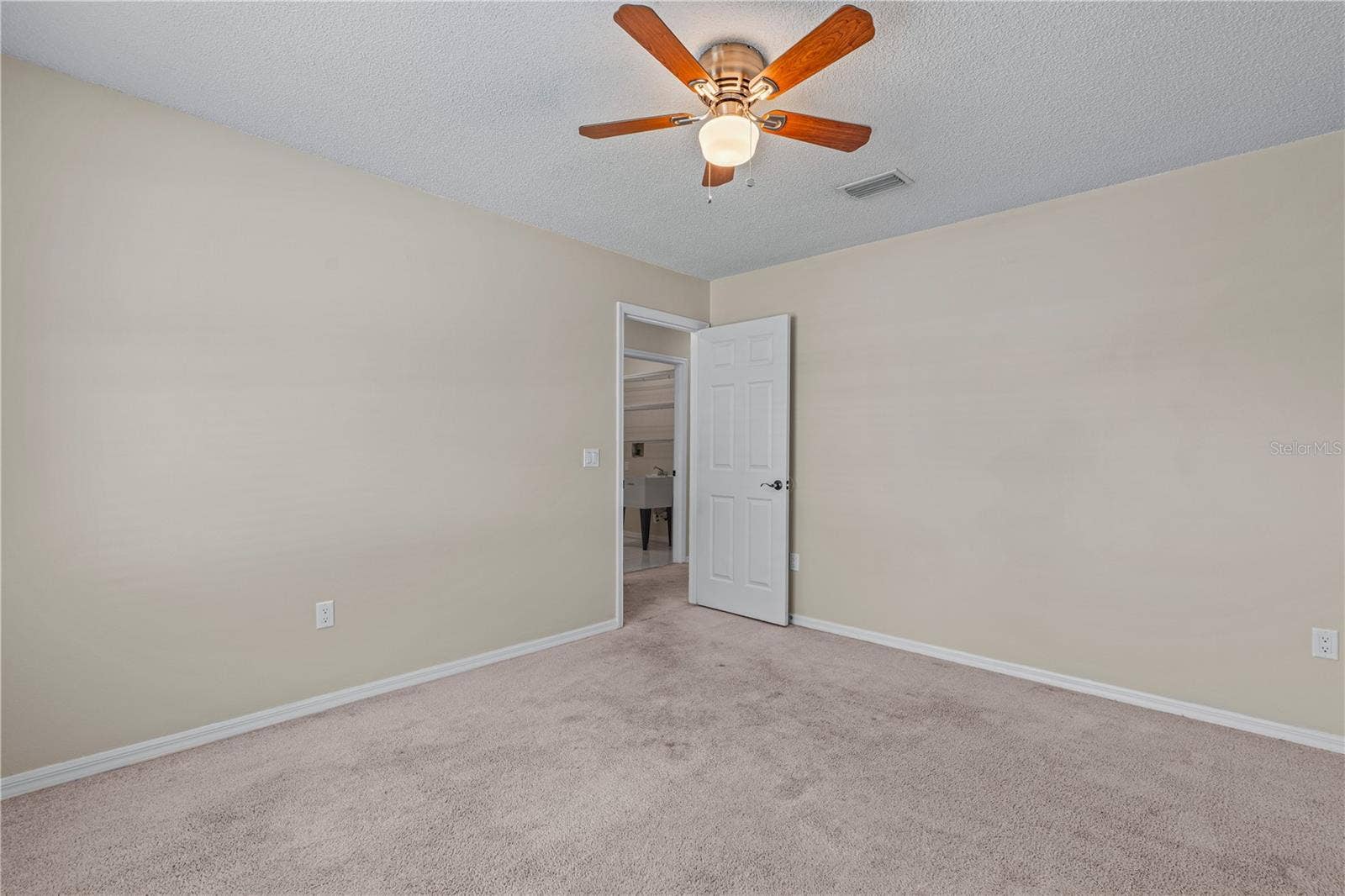 764 SANDY HILL CIRCLE, Port Orange, FL 32127 764 SANDY HILL CIRCLE, Port Orange, FL 32127