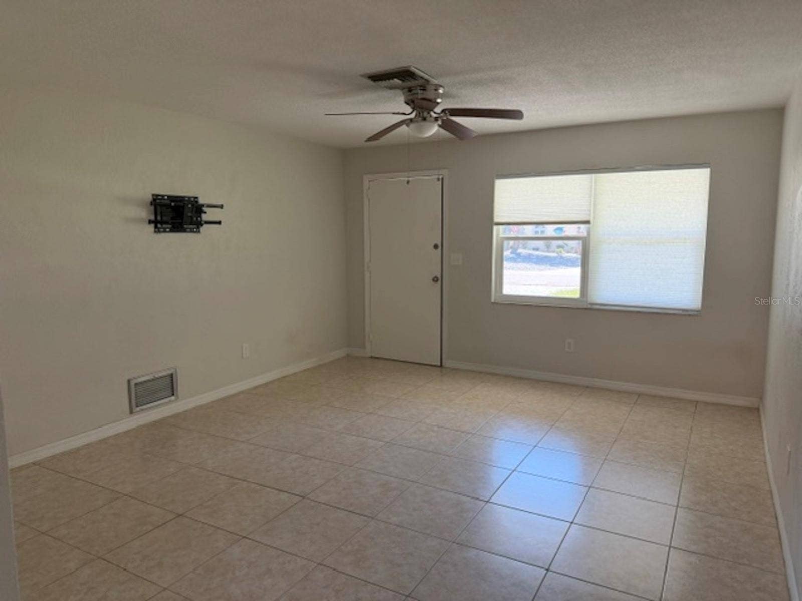 74 GLENVIEW AVENUE, Ponce Inlet, FL 32127 74 GLENVIEW AVENUE, Ponce Inlet, FL 32127