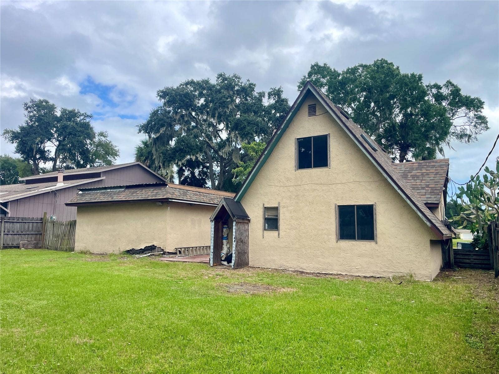 2016 LIME TREE DRIVE, Edgewater, FL 32141 2016 LIME TREE DRIVE, Edgewater, FL 32141