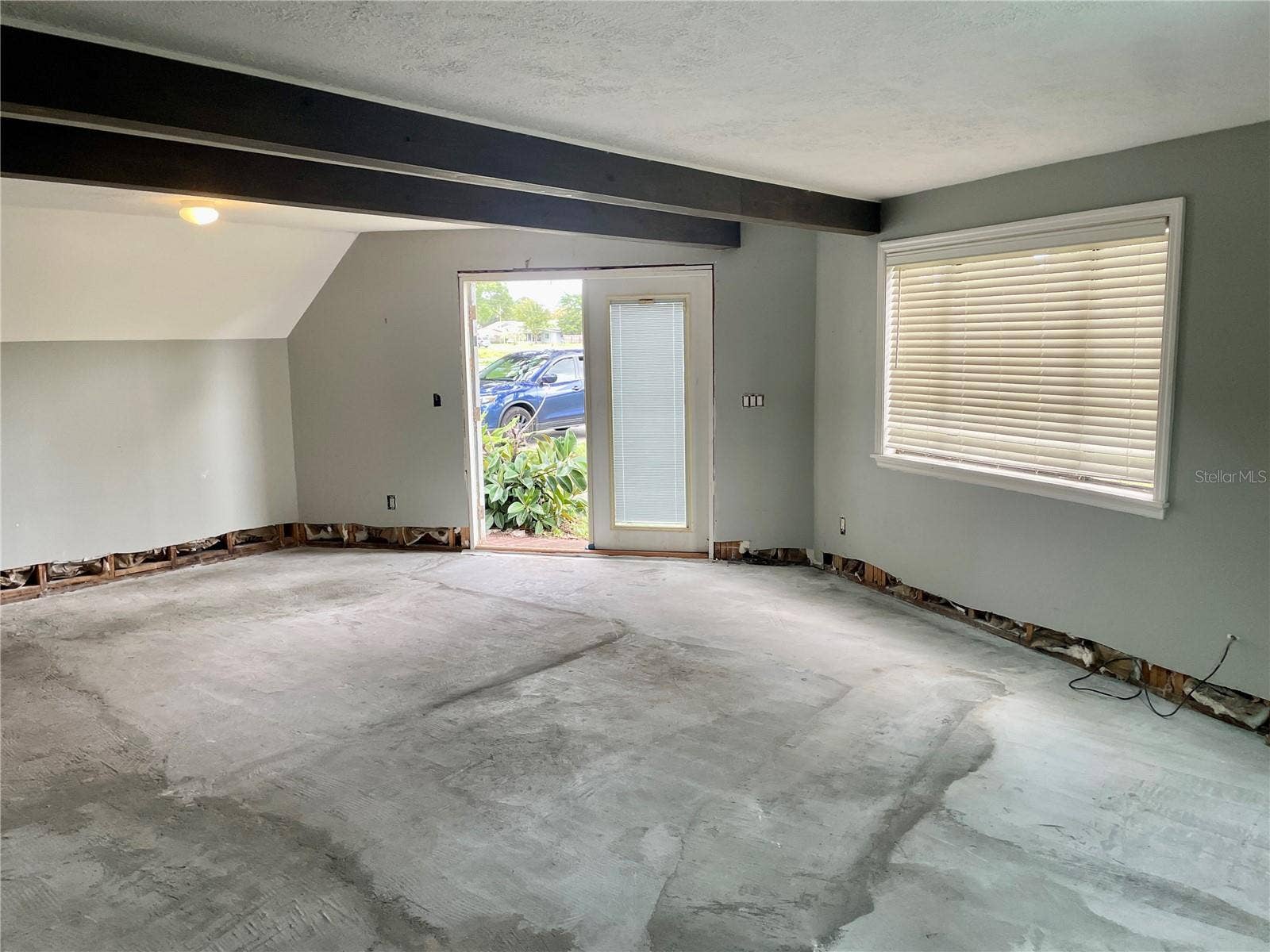 2016 LIME TREE DRIVE, Edgewater, FL 32141 2016 LIME TREE DRIVE, Edgewater, FL 32141