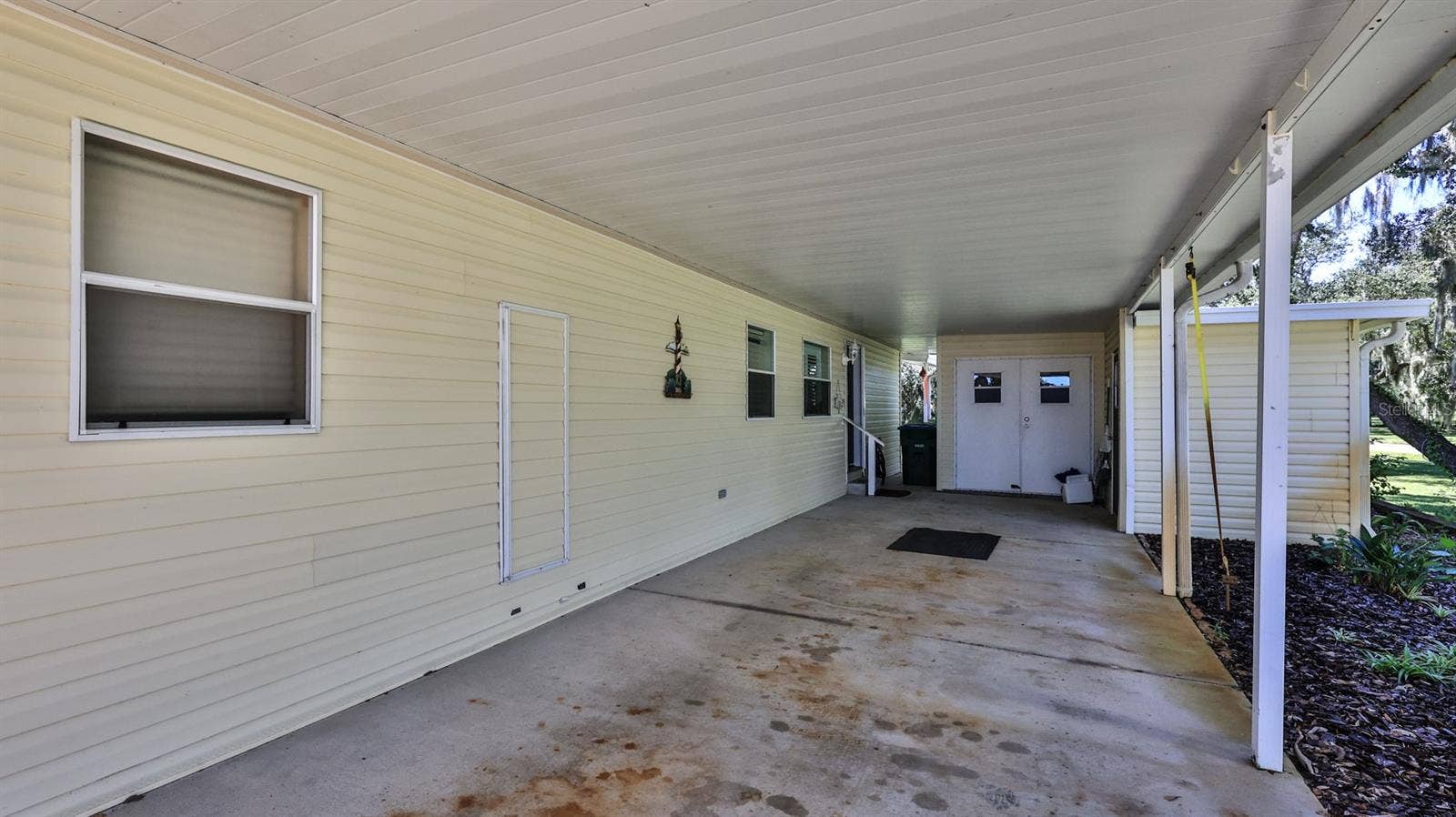 494 SIOUX BOULEVARD, Oak Hill, FL 32759