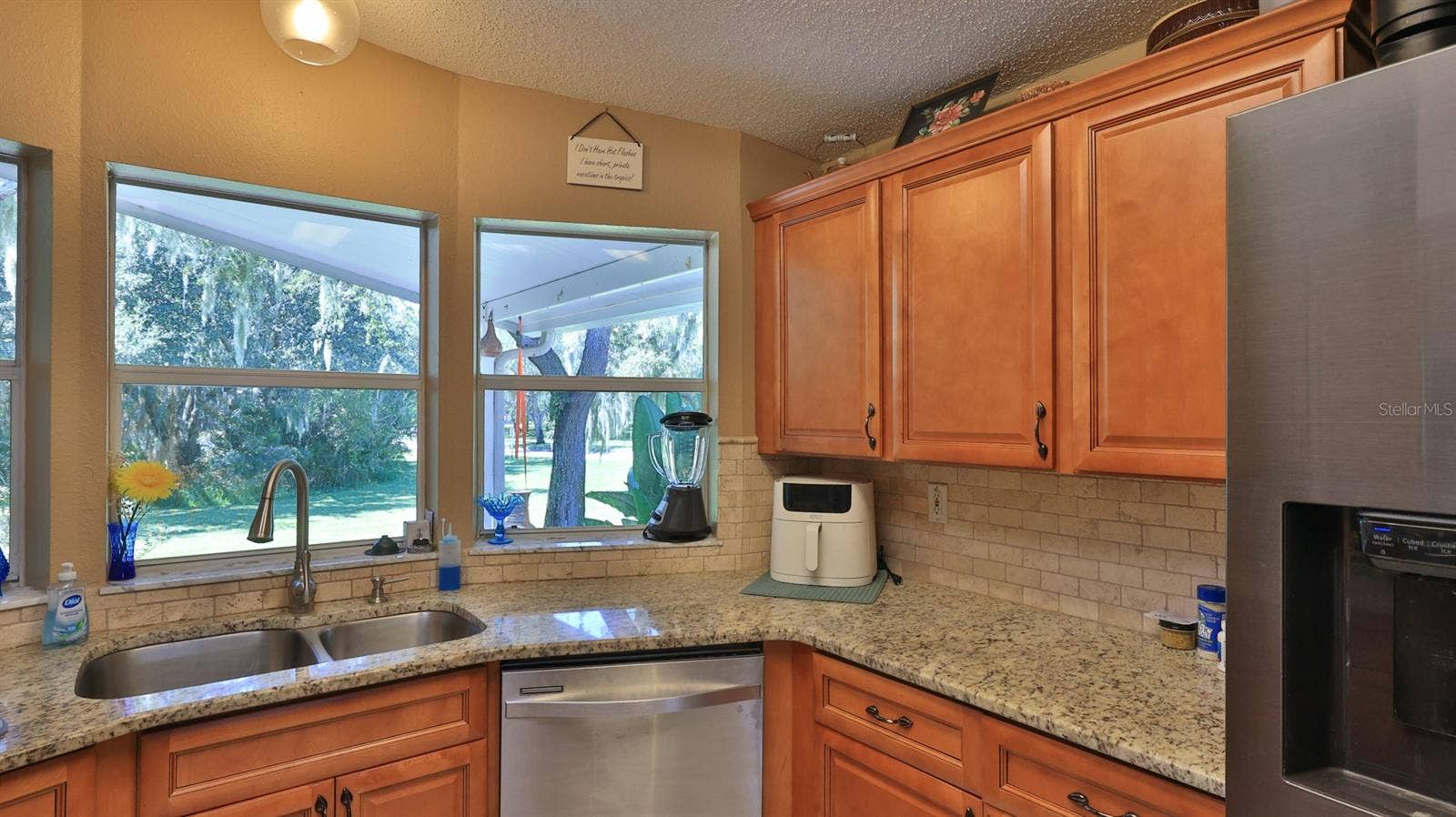 494 SIOUX BOULEVARD, Oak Hill, FL 32759