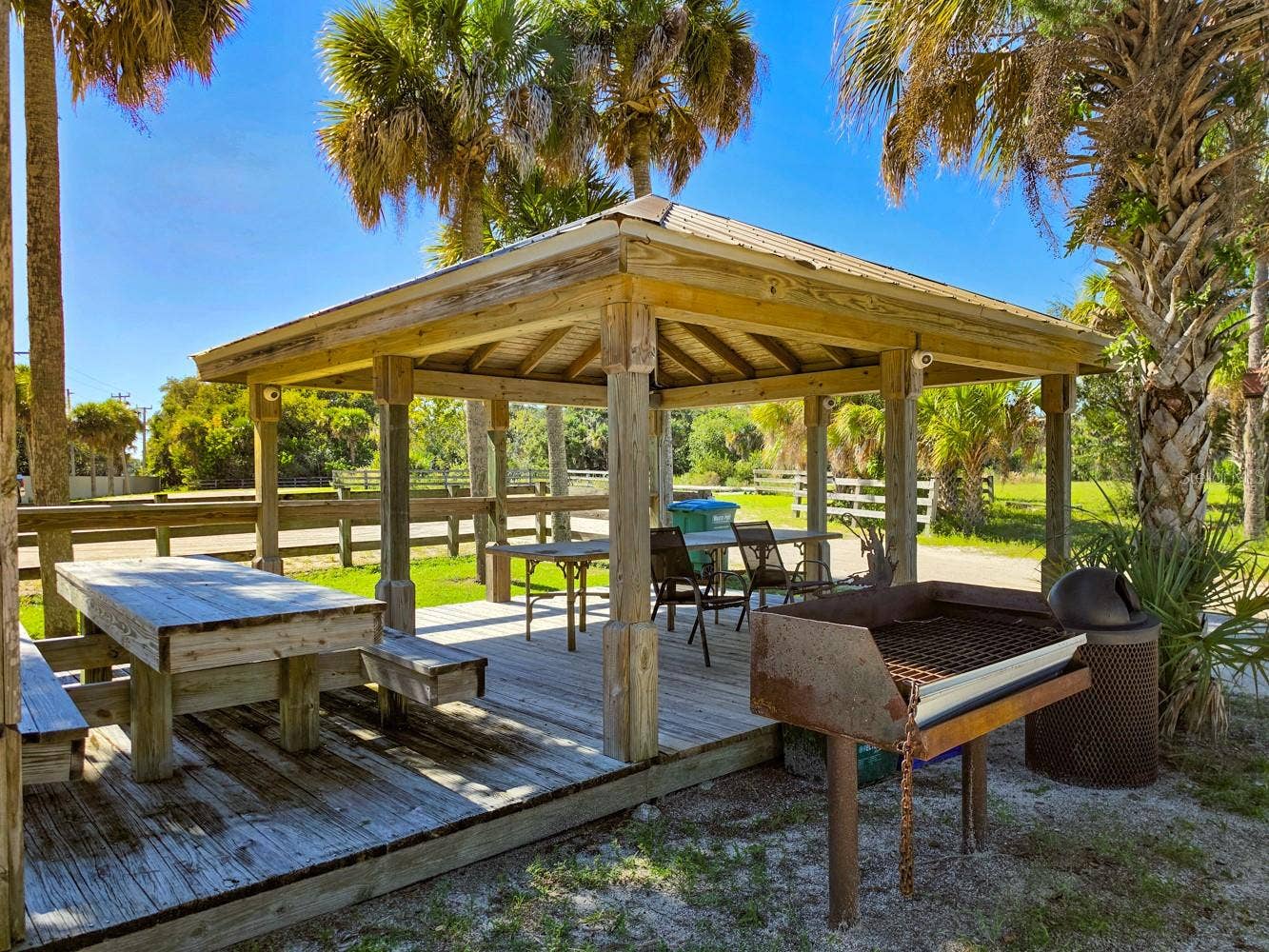 494 SIOUX BOULEVARD, Oak Hill, FL 32759