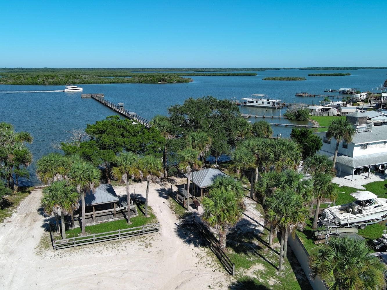 494 SIOUX BOULEVARD, Oak Hill, FL 32759