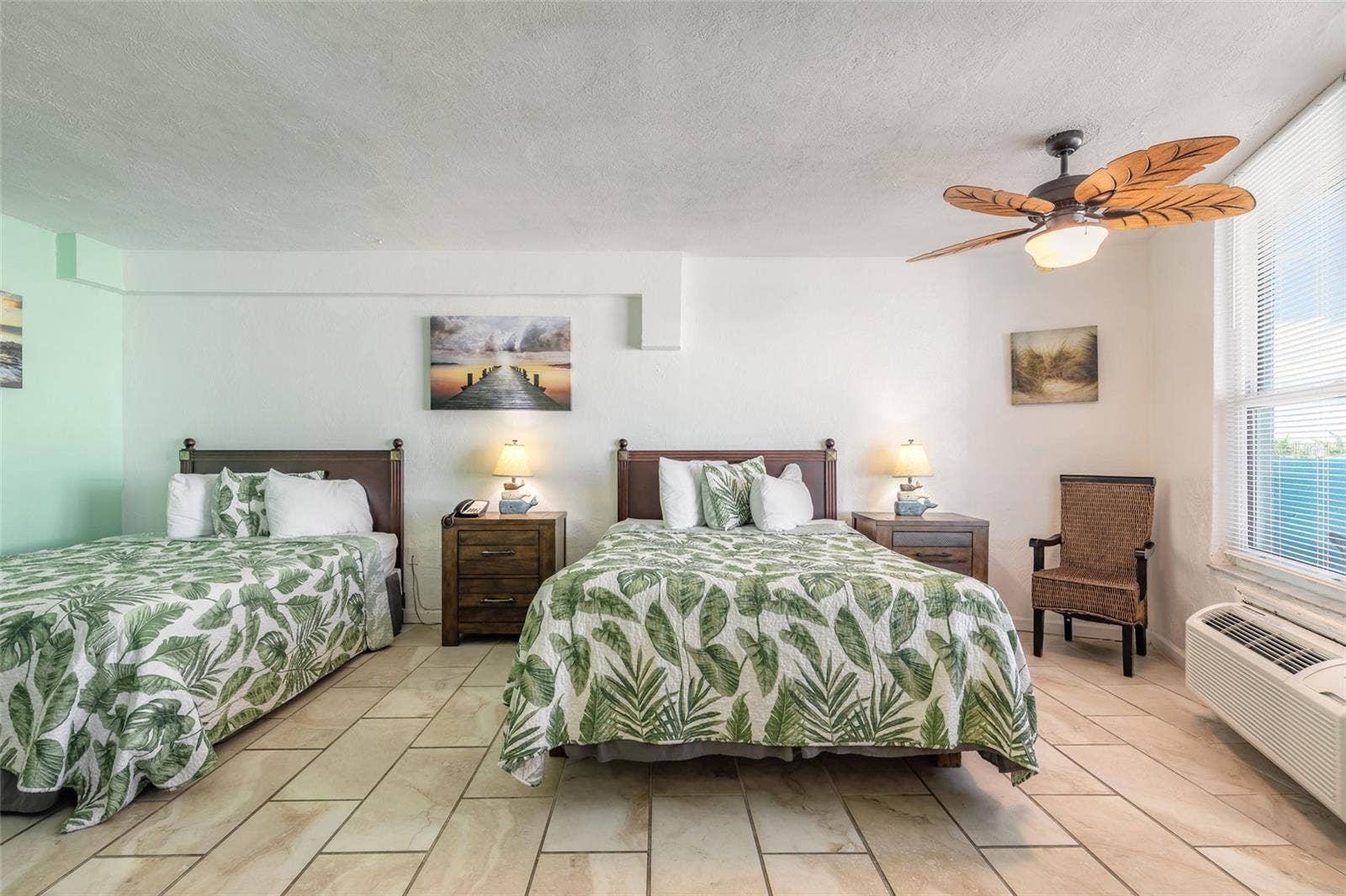 313 S ATLANTIC AVENUE, #4200, Daytona Beach, FL 32118 313 S ATLANTIC AVENUE, #4200, Daytona Beach, FL 32118