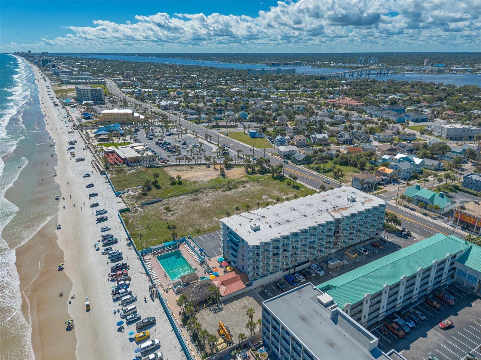 313 S ATLANTIC AVENUE, #4200, Daytona Beach, FL 32118 313 S ATLANTIC AVENUE, #4200, Daytona Beach, FL 32118