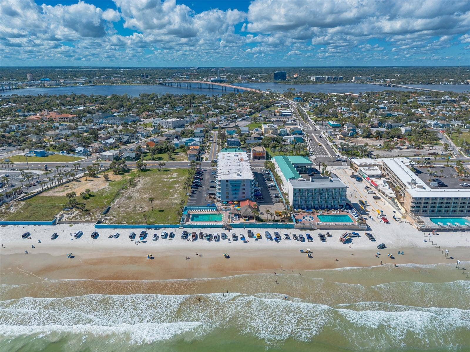 313 S ATLANTIC AVENUE, #4200, Daytona Beach, FL 32118 313 S ATLANTIC AVENUE, #4200, Daytona Beach, FL 32118