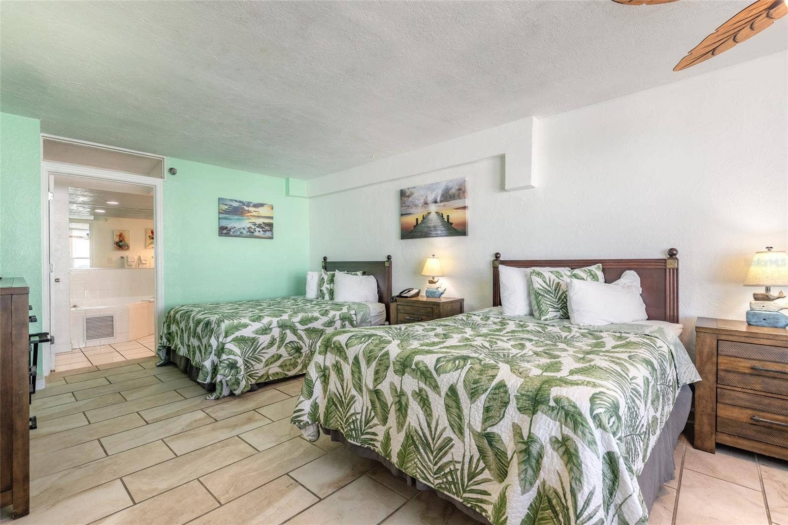 313 S ATLANTIC AVENUE, #4200, Daytona Beach, FL 32118 313 S ATLANTIC AVENUE, #4200, Daytona Beach, FL 32118