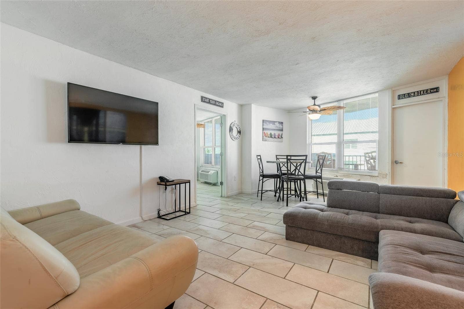 313 S ATLANTIC AVENUE, #4200, Daytona Beach, FL 32118 313 S ATLANTIC AVENUE, #4200, Daytona Beach, FL 32118