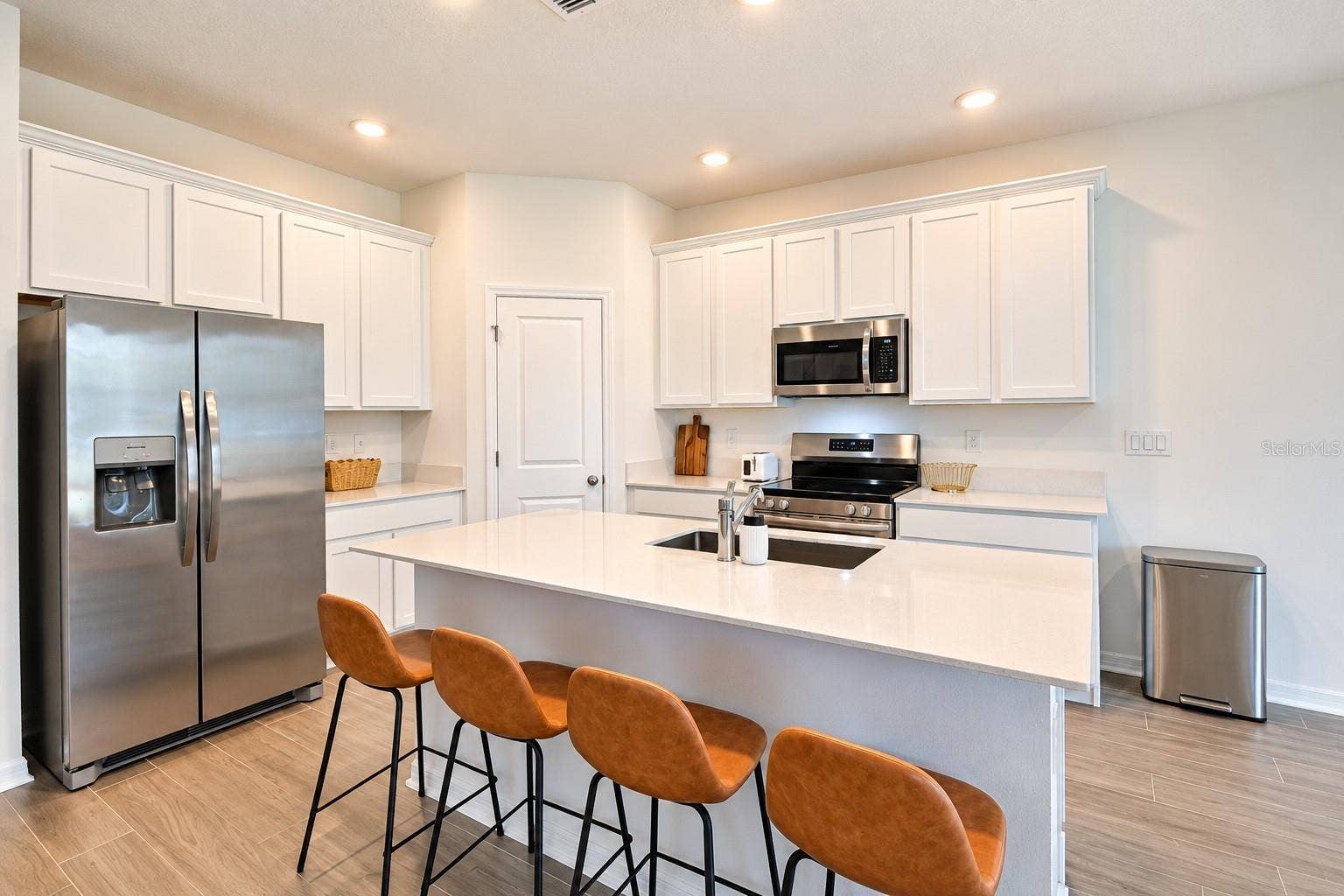 3975 WILLOWBROOK DRIVE, Edgewater, FL 32141 3975 WILLOWBROOK DRIVE, Edgewater, FL 32141