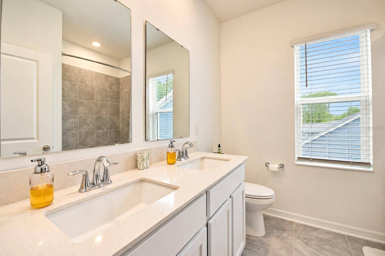 3975 WILLOWBROOK DRIVE, Edgewater, FL 32141 3975 WILLOWBROOK DRIVE, Edgewater, FL 32141
