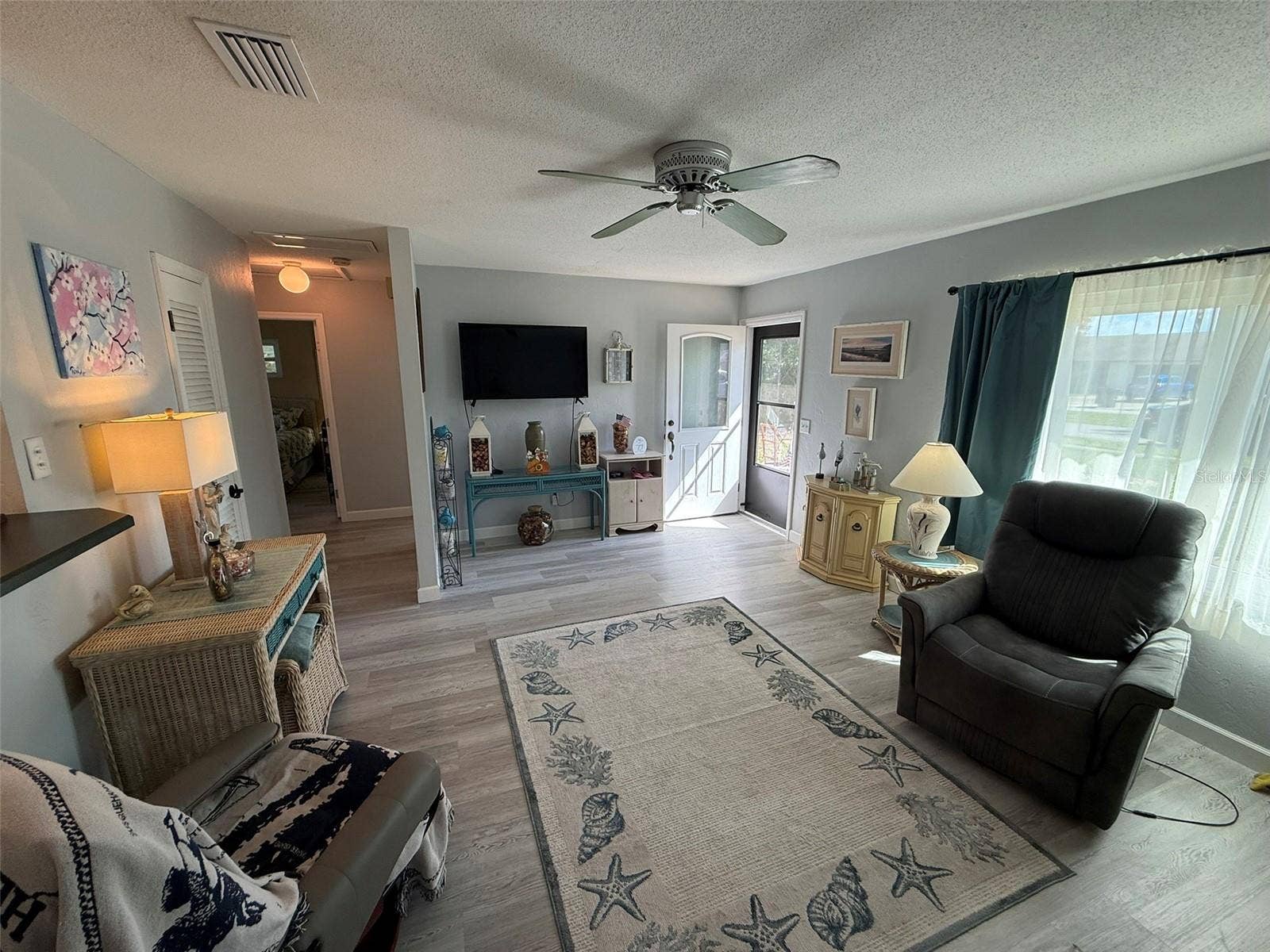 469 WILTSHIRE BOULEVARD, Port Orange, FL 32127 469 WILTSHIRE BOULEVARD, Port Orange, FL 32127