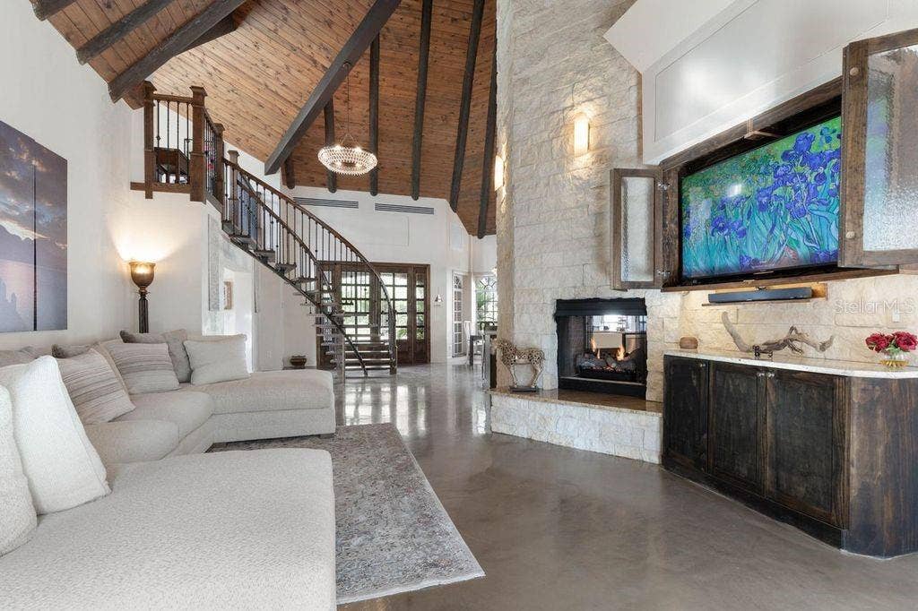 2627 JOHN ANDERSON DRIVE, Ormond Beach, FL 32176 Great Room