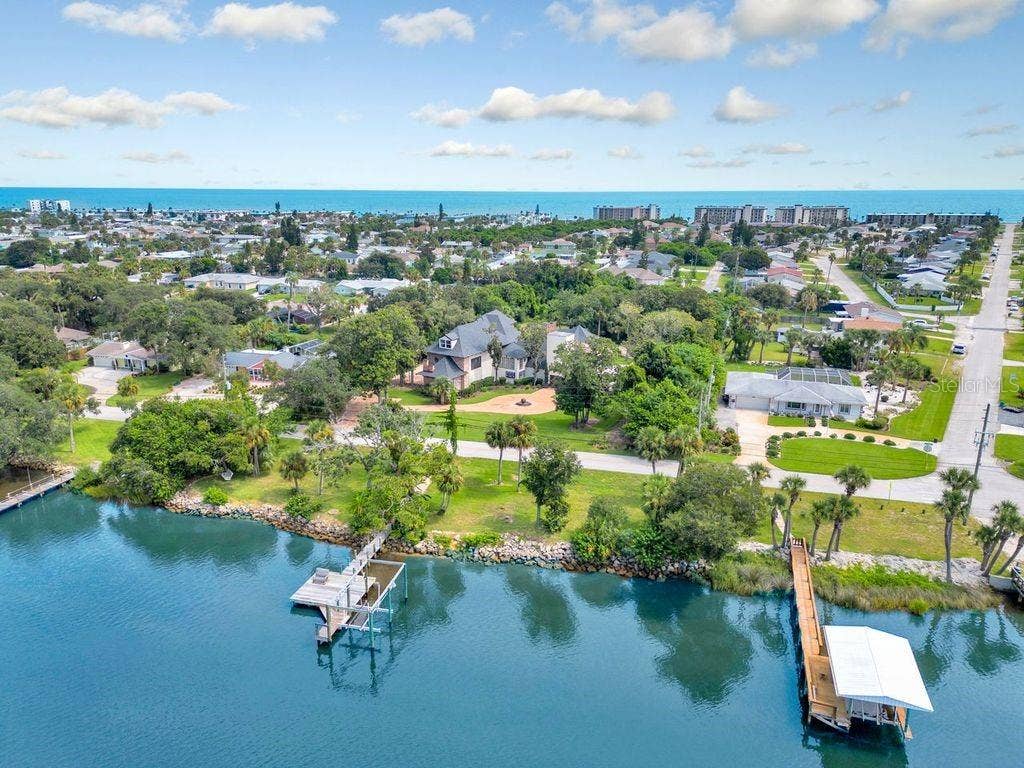 2627 JOHN ANDERSON DRIVE, Ormond Beach, FL 32176 2627 JOHN ANDERSON DRIVE, Ormond Beach, FL 32176