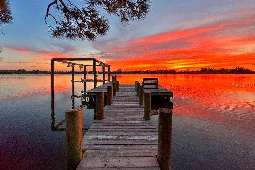 2627 JOHN ANDERSON DRIVE, Ormond Beach, FL 32176 2627 JOHN ANDERSON DRIVE, Ormond Beach, FL 32176