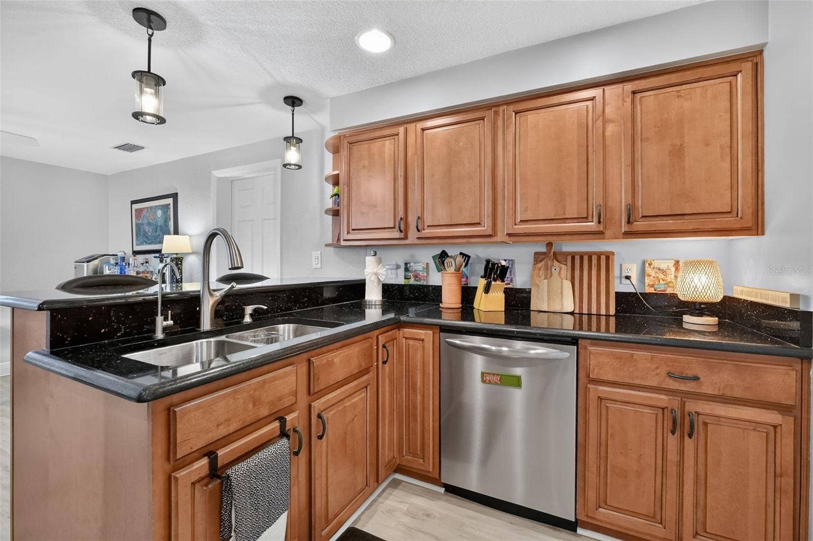 110 CUNNINGHAM DR, New Smyrna Beach, FL 32168 110 CUNNINGHAM DR, New Smyrna Beach, FL 32168