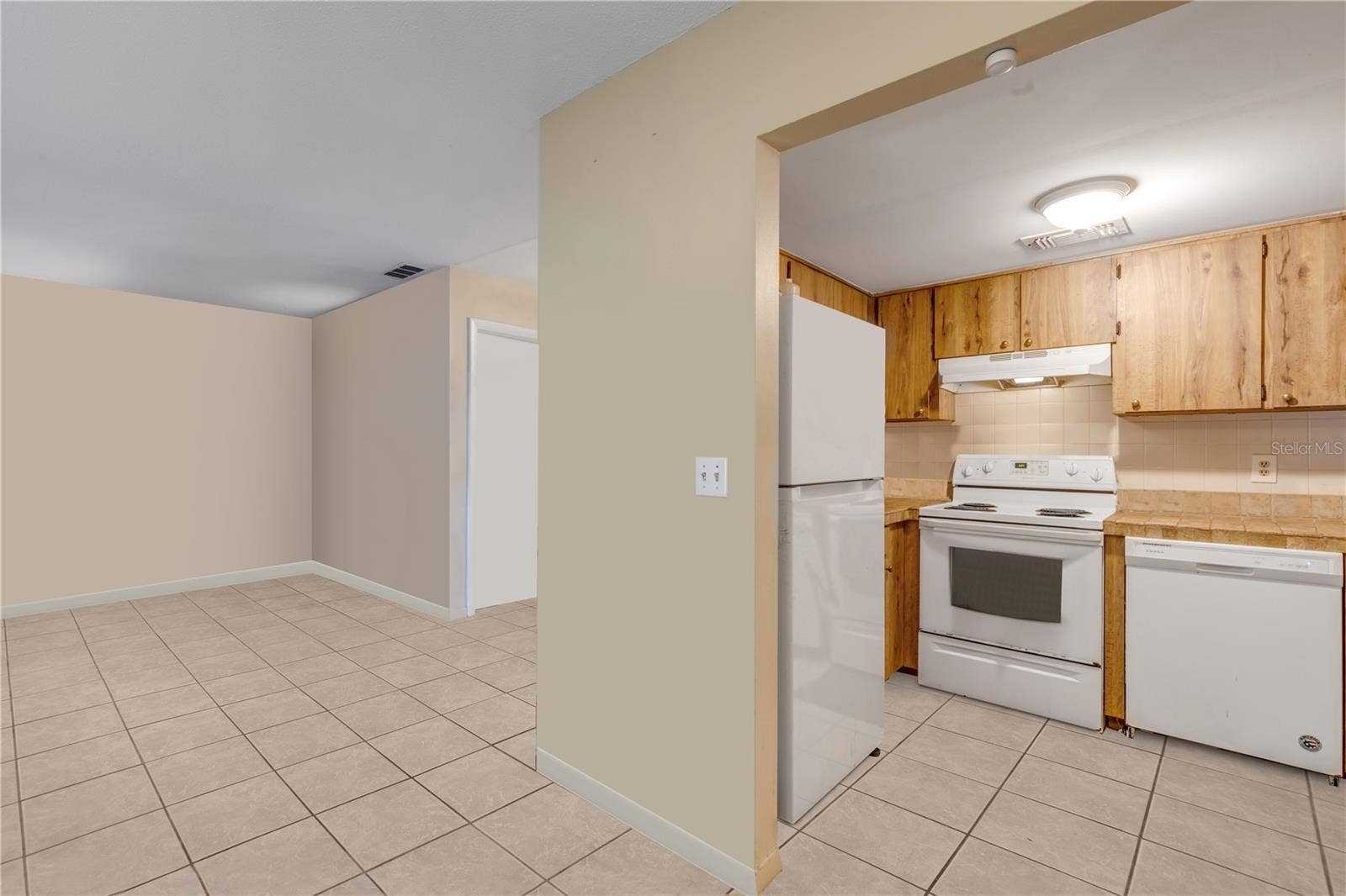 1205 16TH STREET, Edgewater, FL 32132 1205 16TH STREET, Edgewater, FL 32132