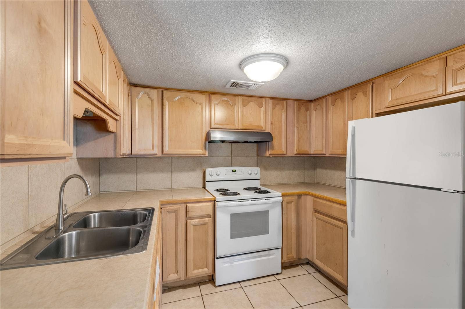 1205 16TH STREET, Edgewater, FL 32132 1205 16TH STREET, Edgewater, FL 32132